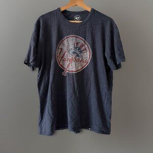 47 Brand NEW YORK YANKEES GRIT '47 SCRUM TEE Mens L Gray Distressed Logo
